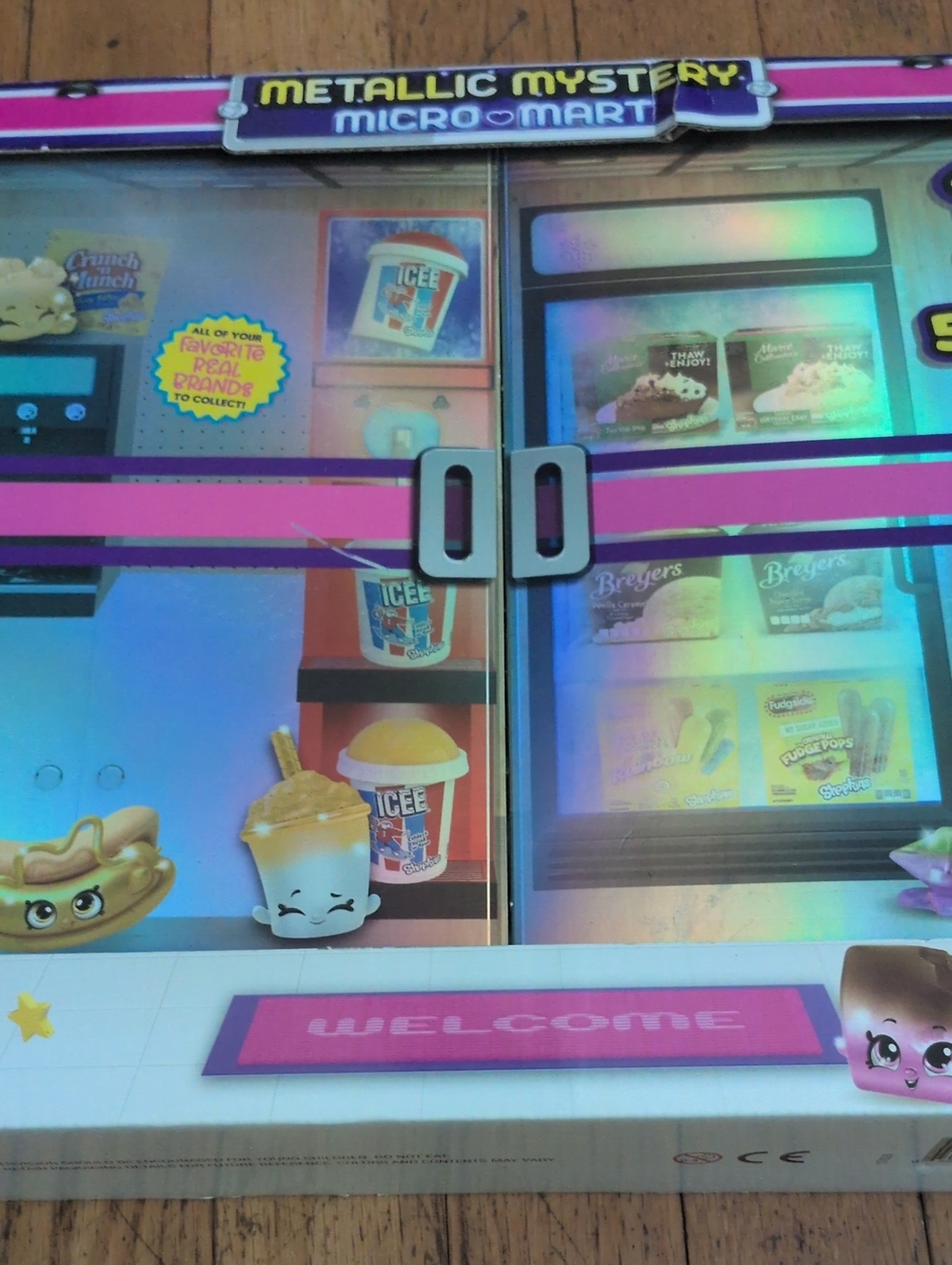 Real Littles Metallic Mystery Micro Mart Playset - Picture 3 of 10